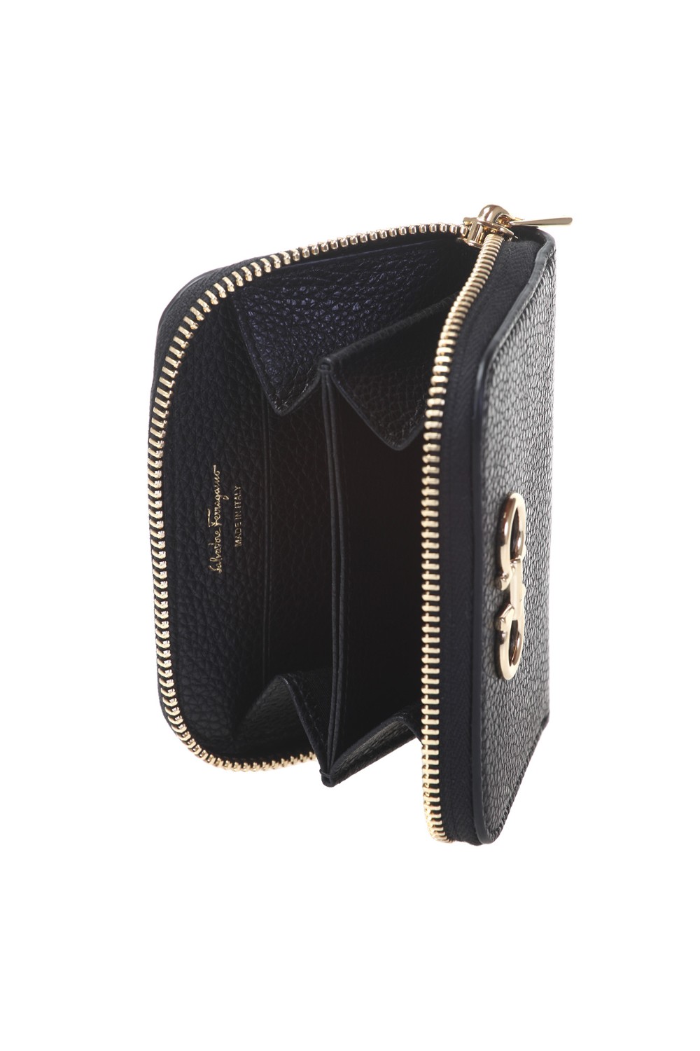 shop SALVATORE FERRAGAMO  Portacarte: Salvatore Ferragamo porta carte di credito Gancini in pelle di vitello bottolata.
Zip su tre lati.
Interno capiente.
Logo Gancini in finitura dorata sul davanti.
Dimensioni: Altezza 7.5 cm  Lunghezza 11 cm. 
Composizione: 100% pelle di vitello.
Fabbricato in Italia.. 220406 GANCINO-001758664 number 4821448